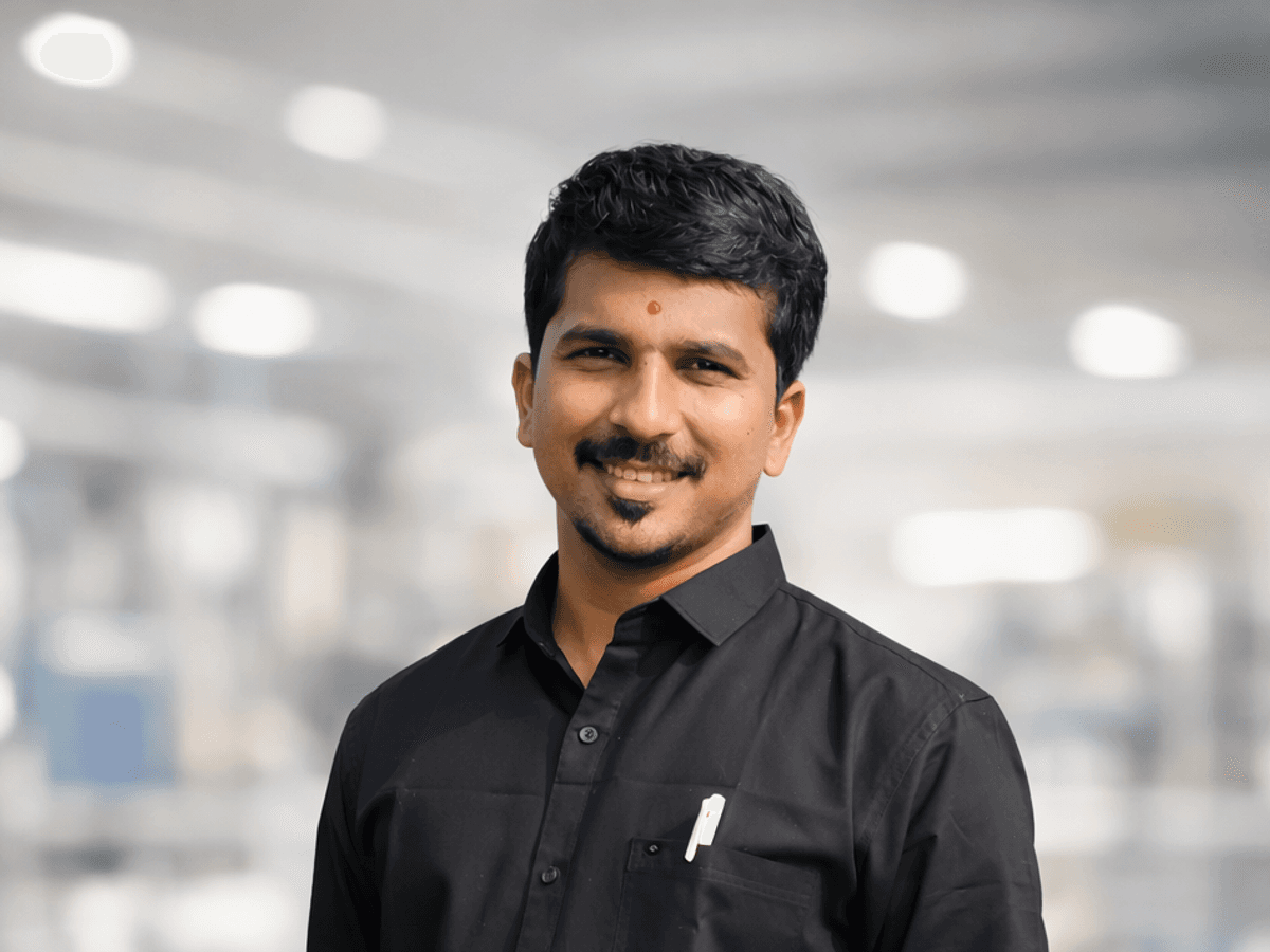 Portrait of Santosh Kakde, Director at Bharatlink Global Exports
